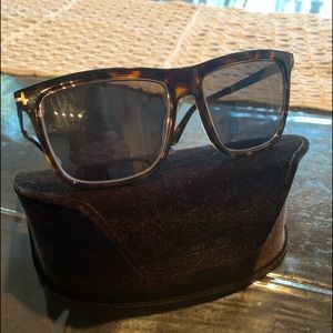 Tom Ford Sunglasses Karlie-52NJ brown arms